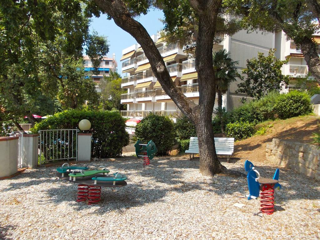 Appartement Les Genevriers à Cannes Extérieur photo
